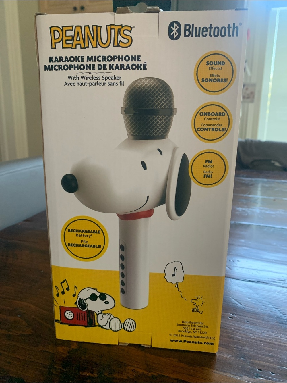 Peanuts Snoopy Wireless Karaoke Microphone